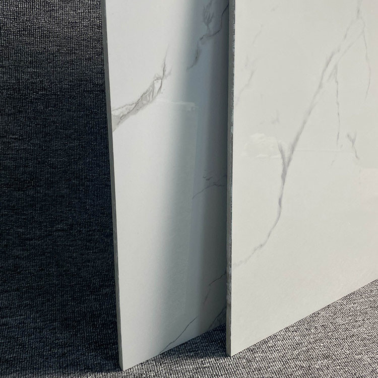 Weißes Marmor glasiert deckt keramisches Fußbodenporzellan mit Ziegeln deckt 600X600 für Boden und Wand mit Ziegeln