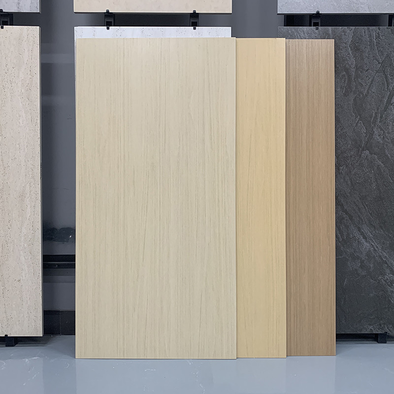 600x1200mm Planken-keramische glasig-glänzende Porzellan-rustikale Bodenfliese für Haupthotel-Landhaus