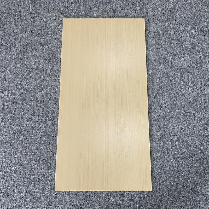 600x1200mm Planken-keramische glasig-glänzende Porzellan-rustikale Bodenfliese für Haupthotel-Landhaus