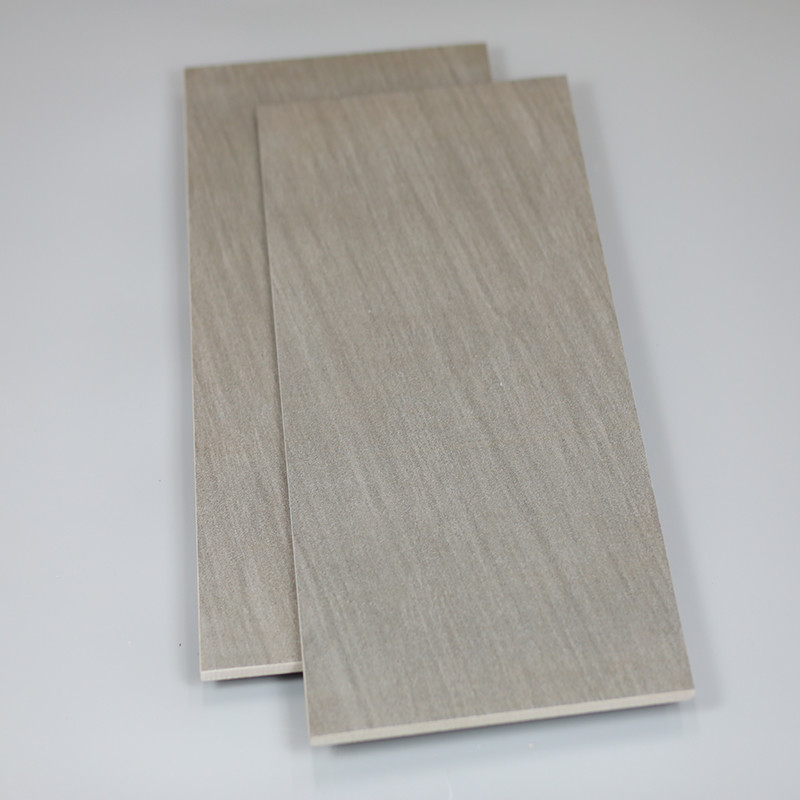 Porzellan-rustikale Fliesen-dunkles Gray Color Non Slip For-Ausgangshotel Foshans 300*600mm