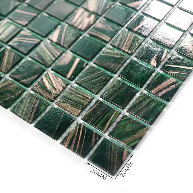 Klassischer Retro-Stil Grüne Glas Mosaikfliesen mit Goldlinie Badezimmer Toilette Hintergrund Wandfliesen