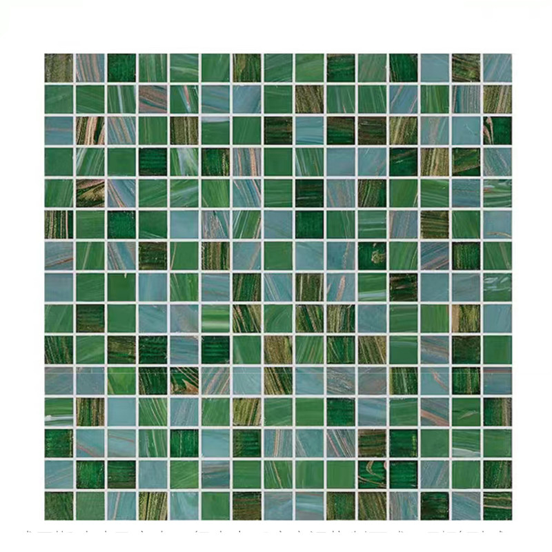 Klassischer Retro-Stil Grüne Glas Mosaikfliesen mit Goldlinie Badezimmer Toilette Hintergrund Wandfliesen