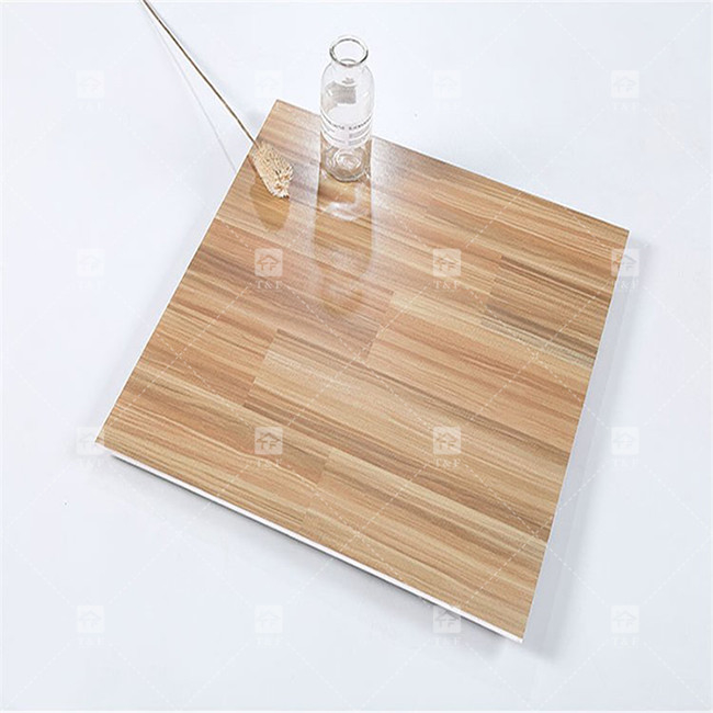 600x600mm Vollkörperrustikale Bodenfliesen Holztekstur Oberfläche Schiebefeste Porzellanfliesen