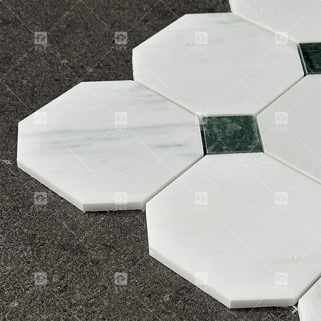 Klassische Carrara-Platten aus Naturmarmor aus Mosaik-Porzellan für Boden und Wand